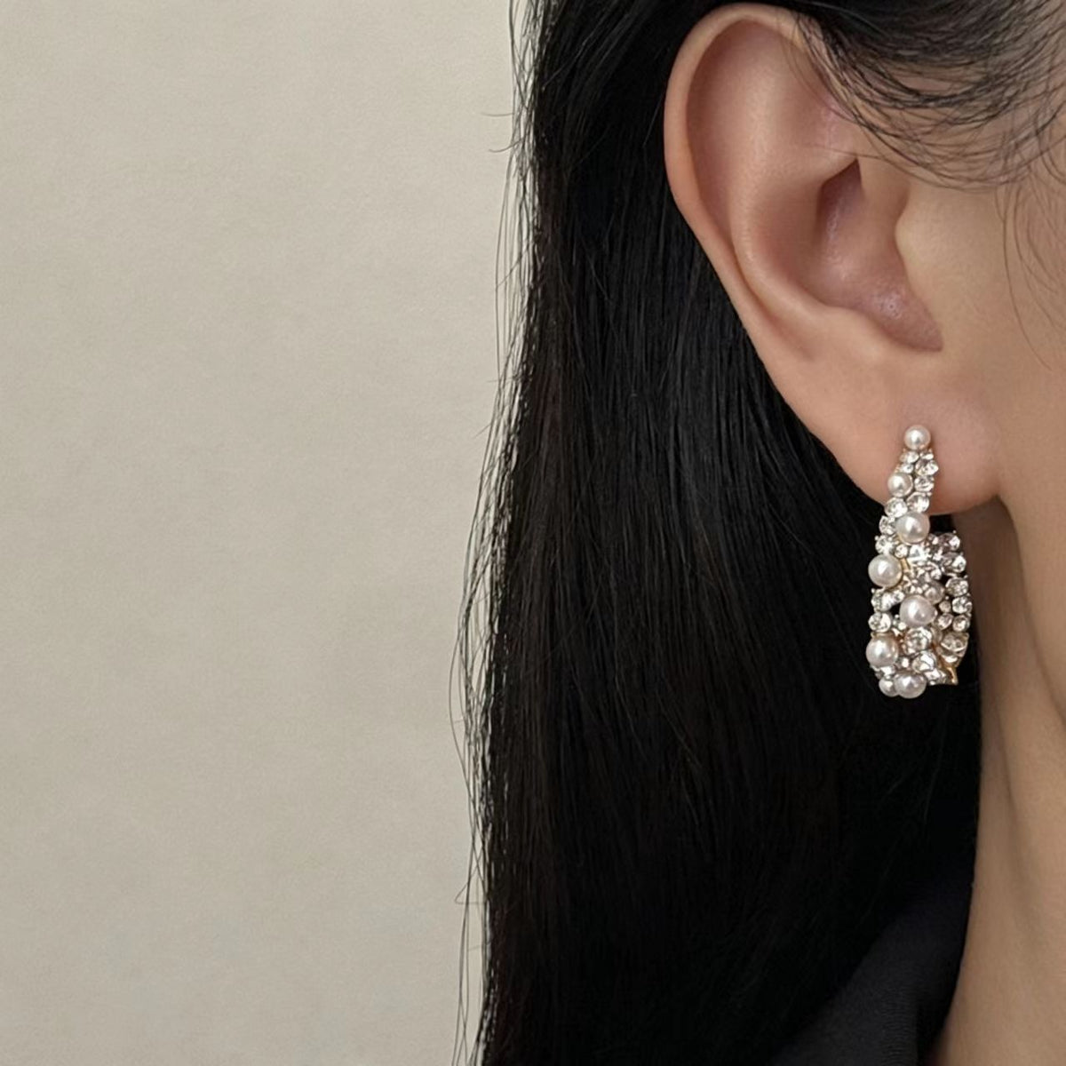 White Rhinestone Glass Bead Earrings