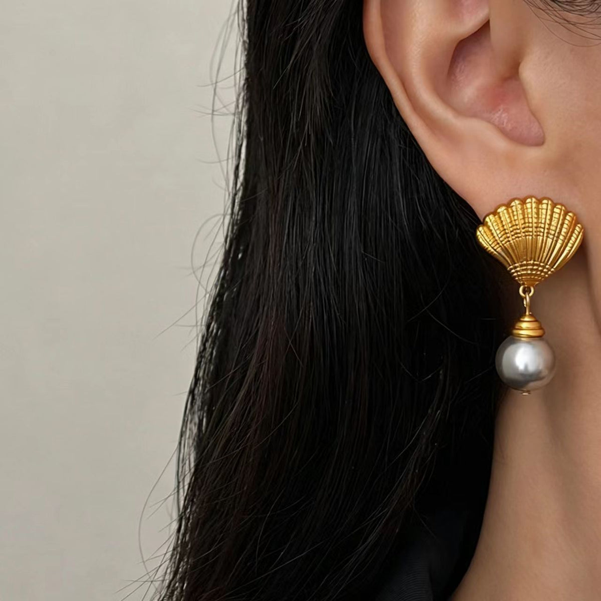 Gold Glass Bead Brushed Earrings