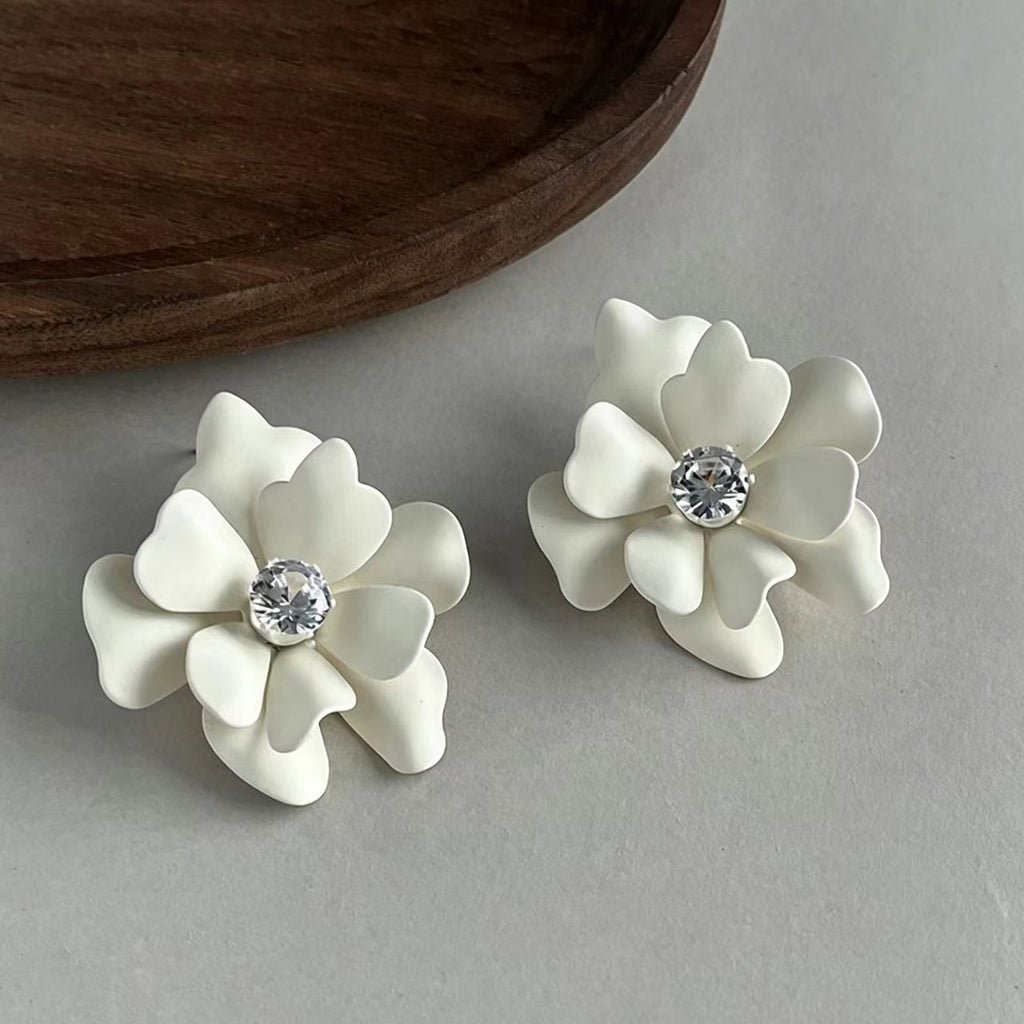 White Crystal Flower Cubic Zirconia Earrings